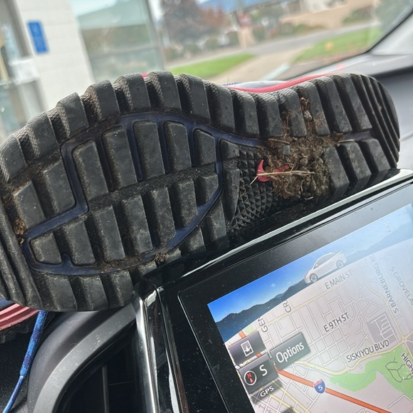 Nike Wildhorse 7 Trail Running Shoes, Size 9.5. Worn once, still in great shape - Picture 2 of 2